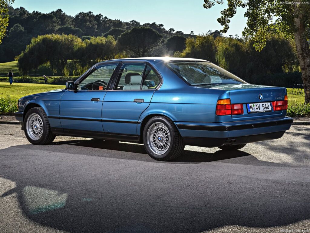 BMW-5-Series-1992
