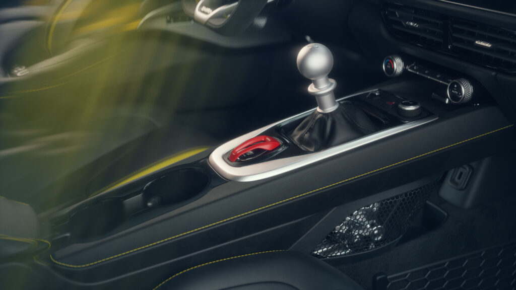 Lotus Emira V6 Se Center Console