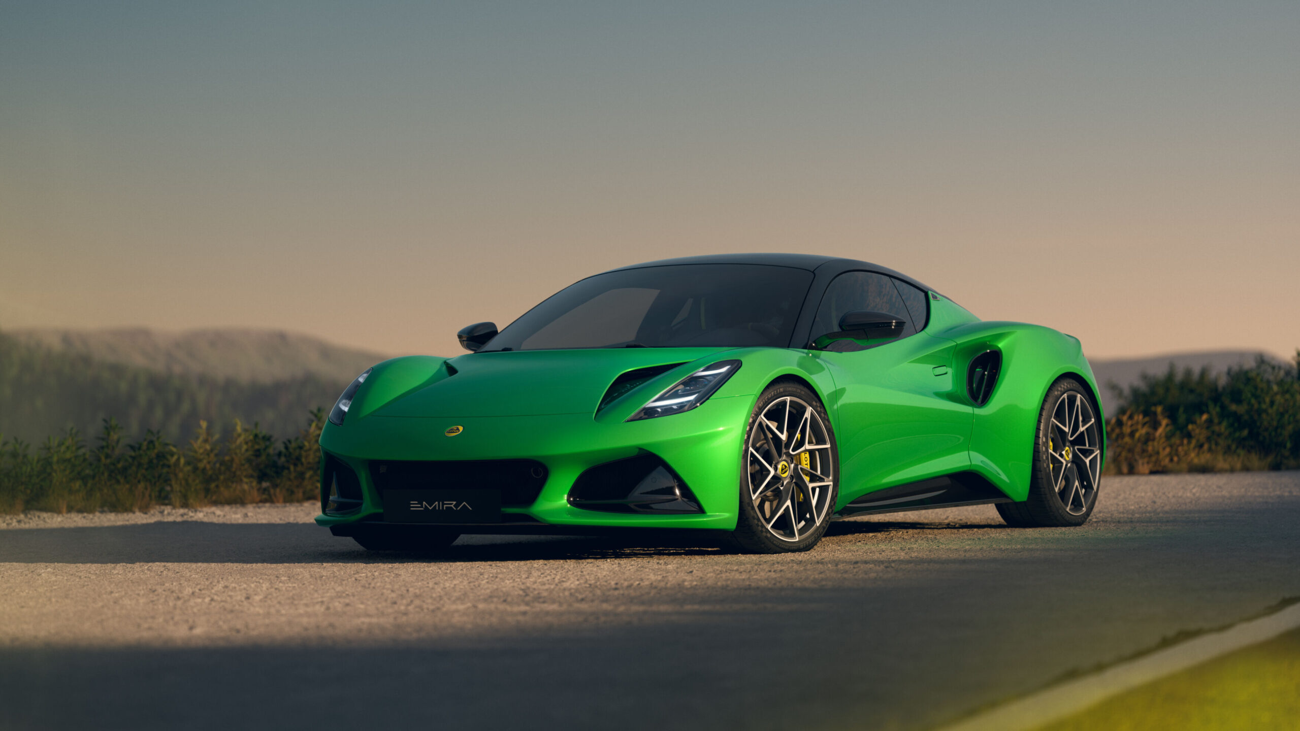 Lotus Emira V6 Se Eos Green